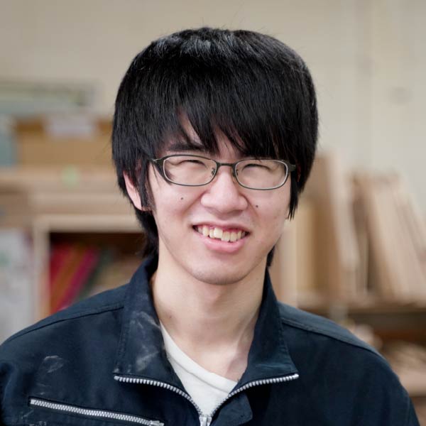 相内秋里<br>
生産部